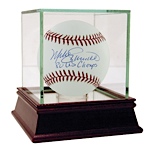 Mike Schmidt Autographed MLB Baseball w/ "80 WS Champs" Insc. (MLB Auth)